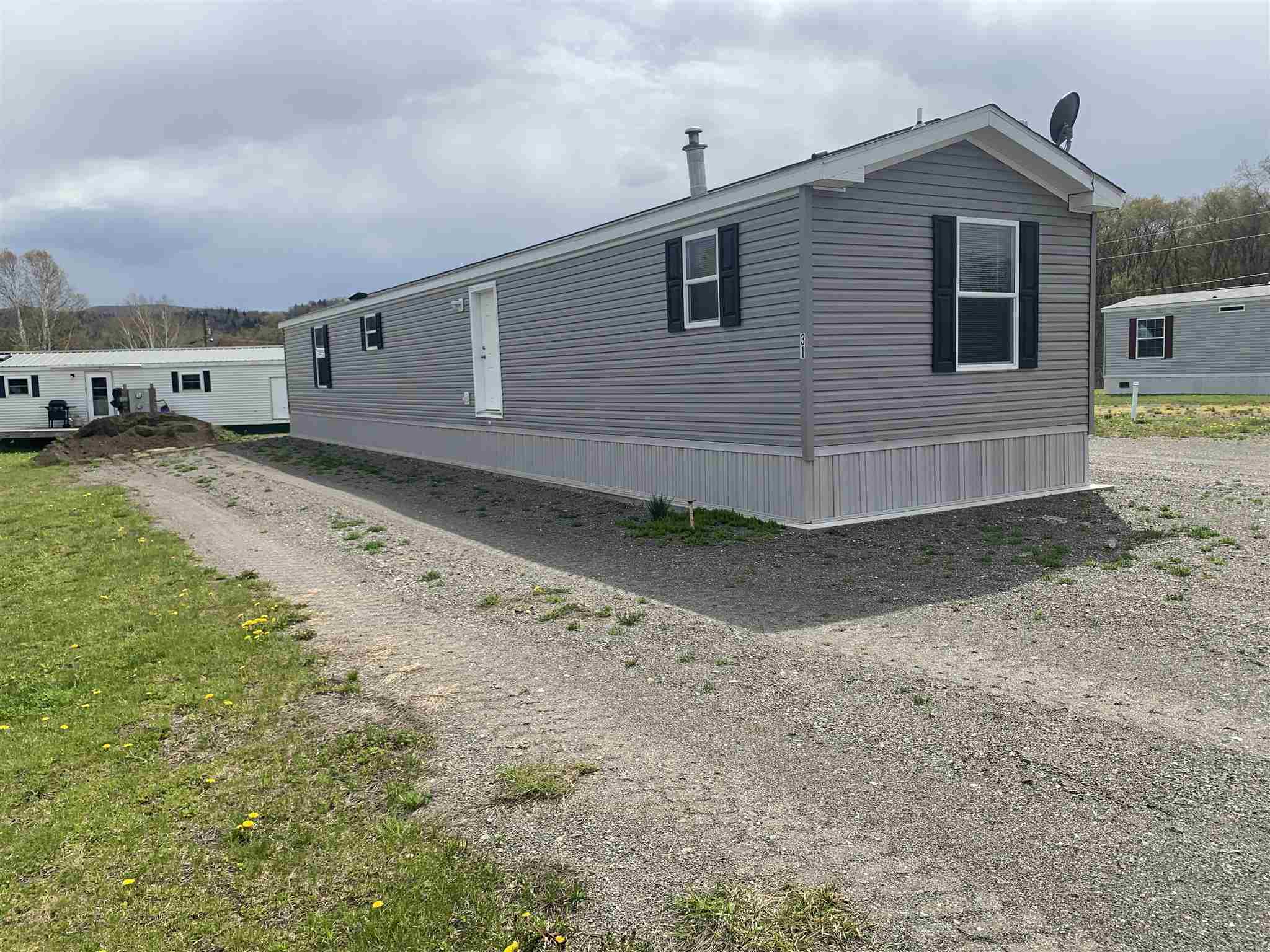 31 Pine Street Colebrook, NH 03576 - Photo 3 of 20