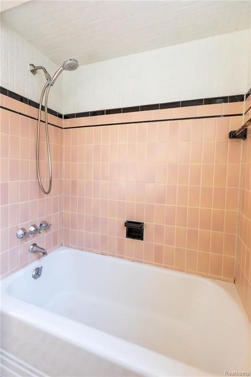 4160 Harvard Road Detroit, MI 48224 - Photo 17 of 34