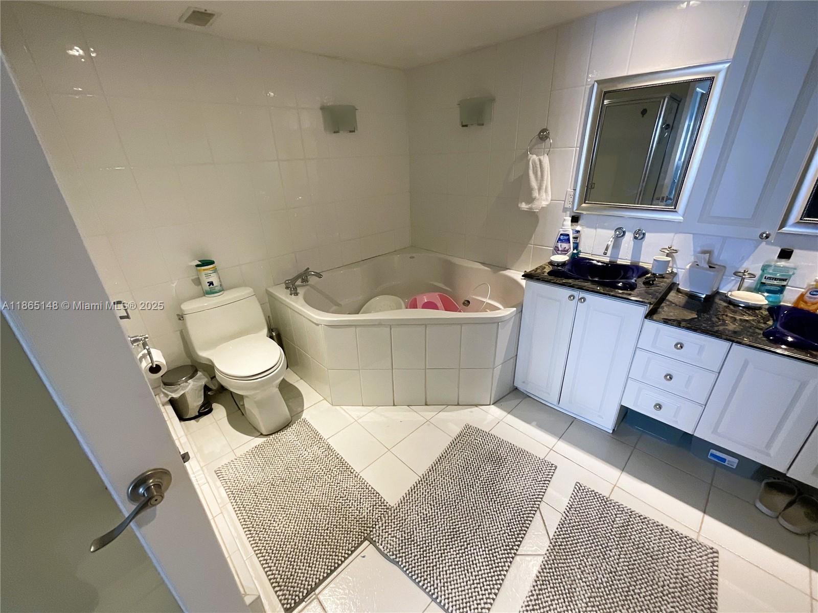 5701 Collins Avenue, Unit 1201 Miami Beach, FL 33140 - Photo 22 of 47