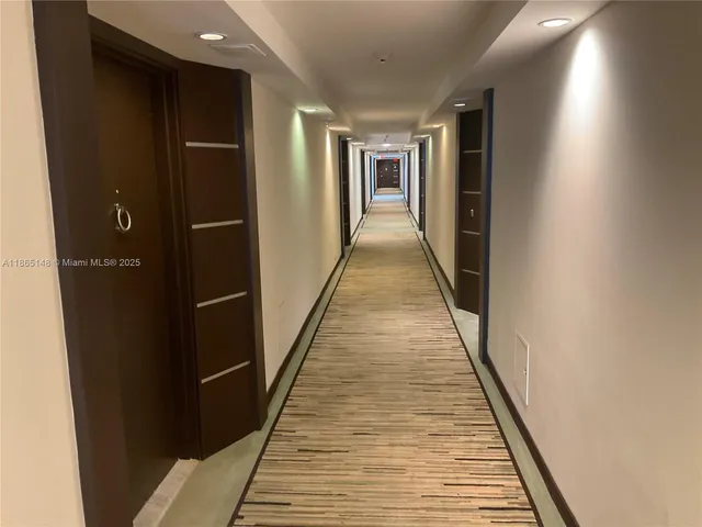 $4,000 | 5701 Collins Avenue, Unit 1201, Miami Beach, FL 33140