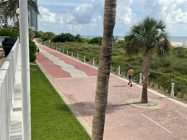 $4,000 | 5701 Collins Avenue, Unit 1201, Miami Beach, FL 33140