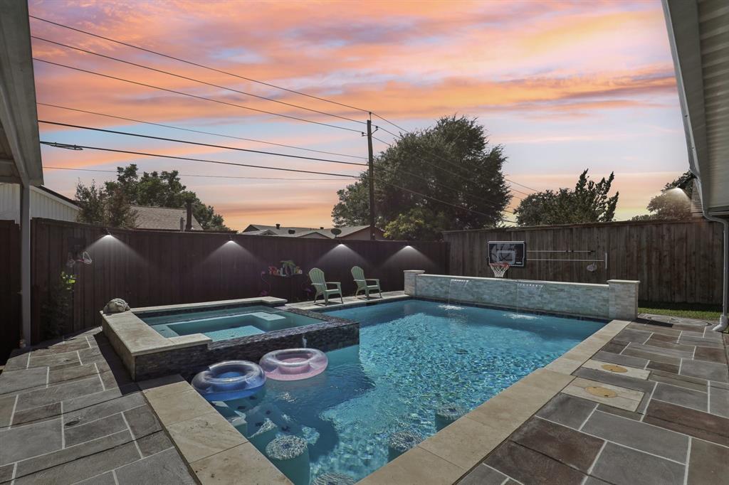 102 East Ridgegate Drive Garland, TX 75040 - Photo 31 of 31 a view of a backyard with sitting area