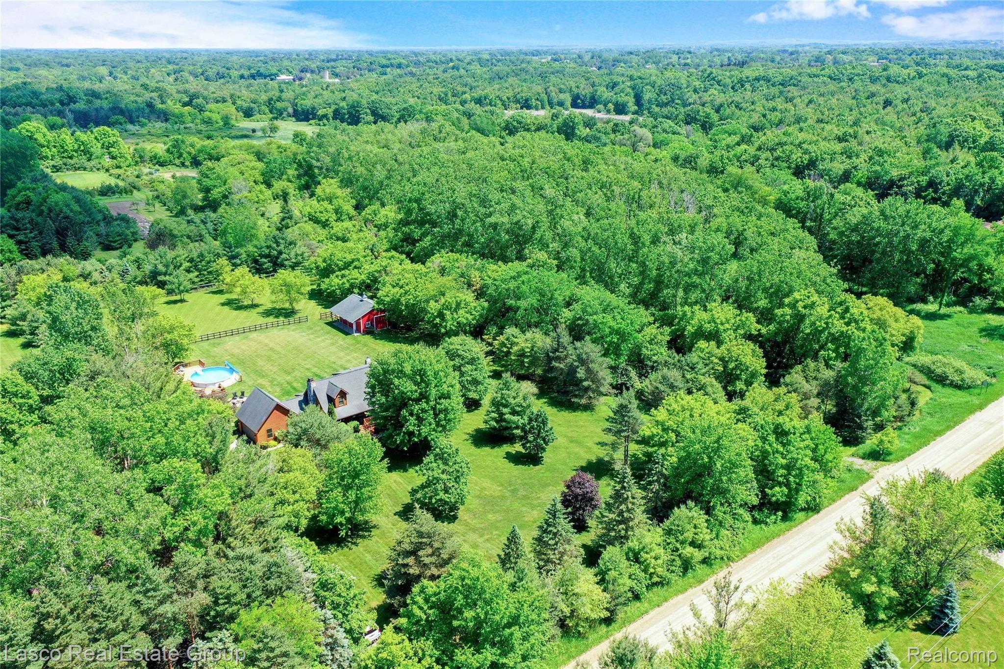 12049 Hoisington Road Gaines, MI 48436 - Photo 56 of 60 DJI_0998.jpg