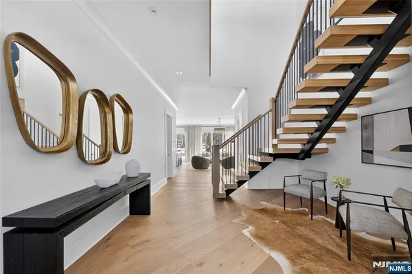 $2,350,000 | 16-18 Paris Avenue, Unit 3, Northvale, NJ 07647