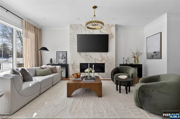 $2,350,000 | 16-18 Paris Avenue, Unit 3, Northvale, NJ 07647