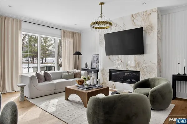 $2,350,000 | 16-18 Paris Avenue, Unit 3, Northvale, NJ 07647