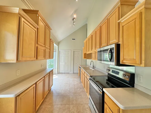 $2,500 | 1426 Heritage Landing Drive, Chattanooga, TN 37405