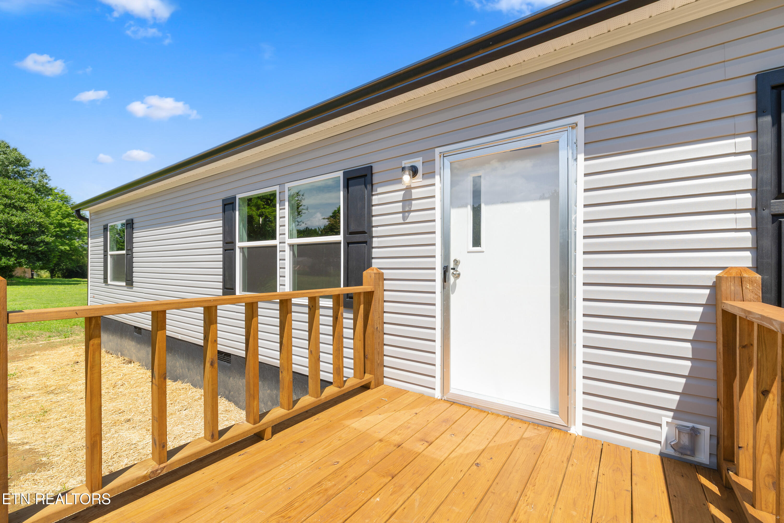 359 Clearwater Road Ten Mile, TN 37880 - Photo 3 of 33 Positive Perceptions-2