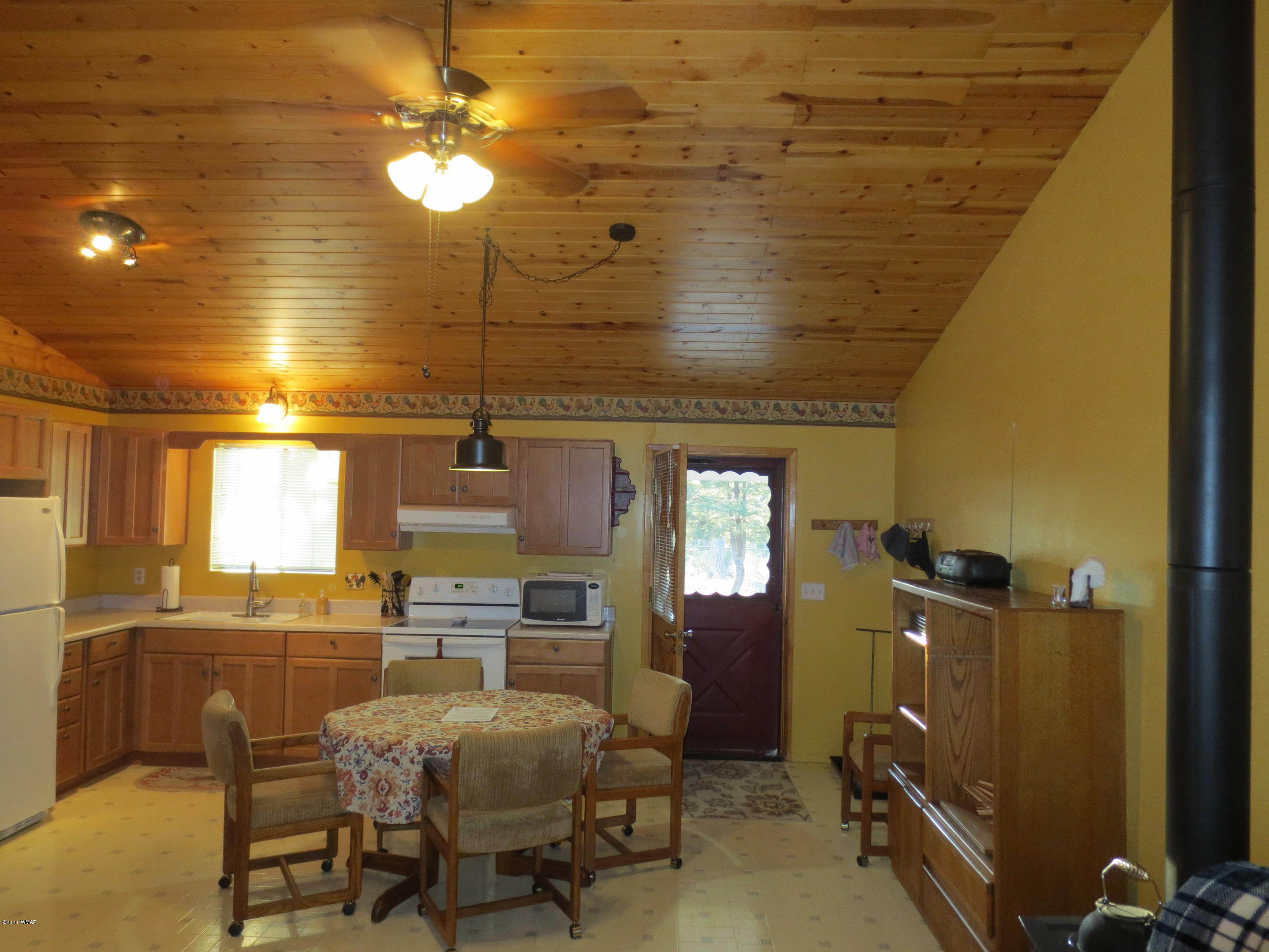 2936 Wildcat Trail Overgaard, AZ 85933 - Photo 19 of 28