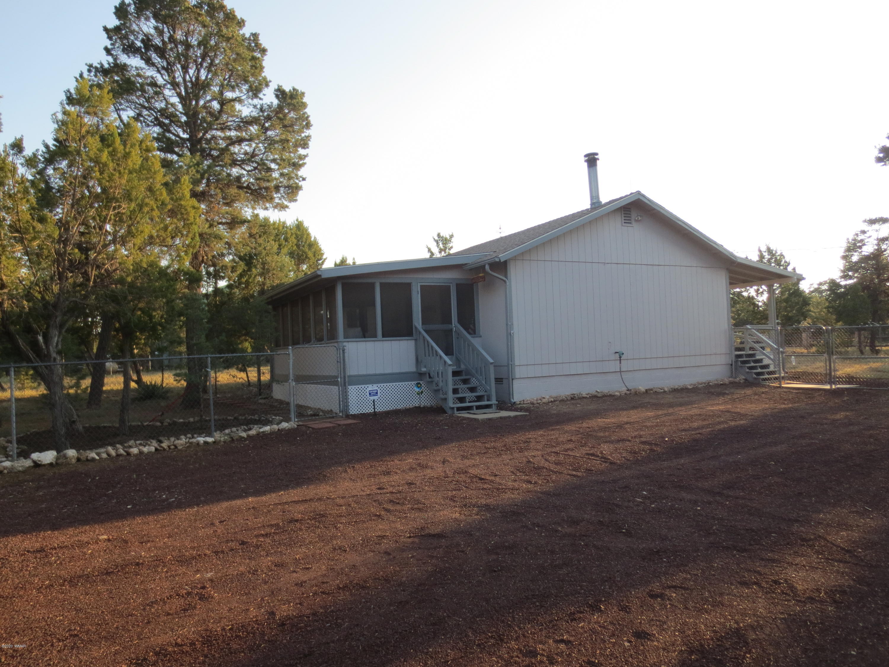 2936 Wildcat Trail Overgaard, AZ 85933 - Photo 3 of 28