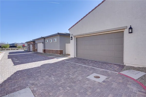 $2,115 | 209 Copland Canyon Avenue, Henderson, NV 89011