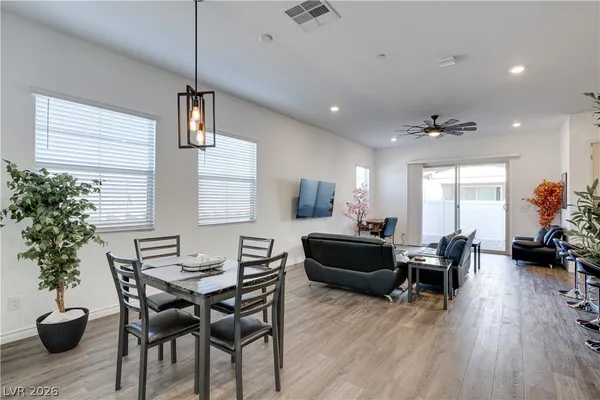 $2,115 | 209 Copland Canyon Avenue, Henderson, NV 89011