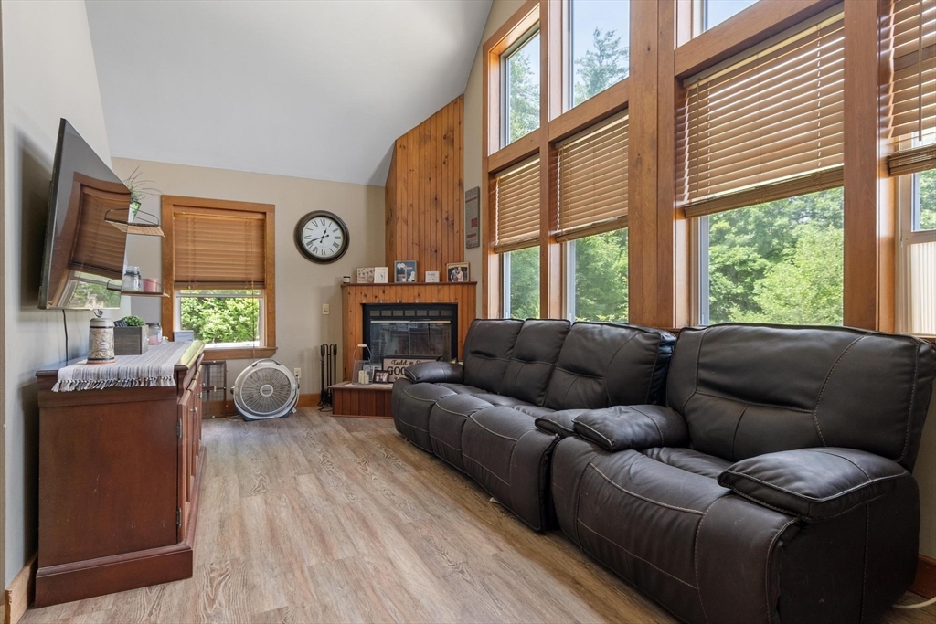 153 Moosehorn Road New Salem, MA 01355 - Photo 4 of 42