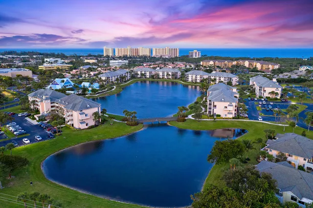 $2,300 | 353 Highway 1, Unit B301, Jupiter, FL 33477