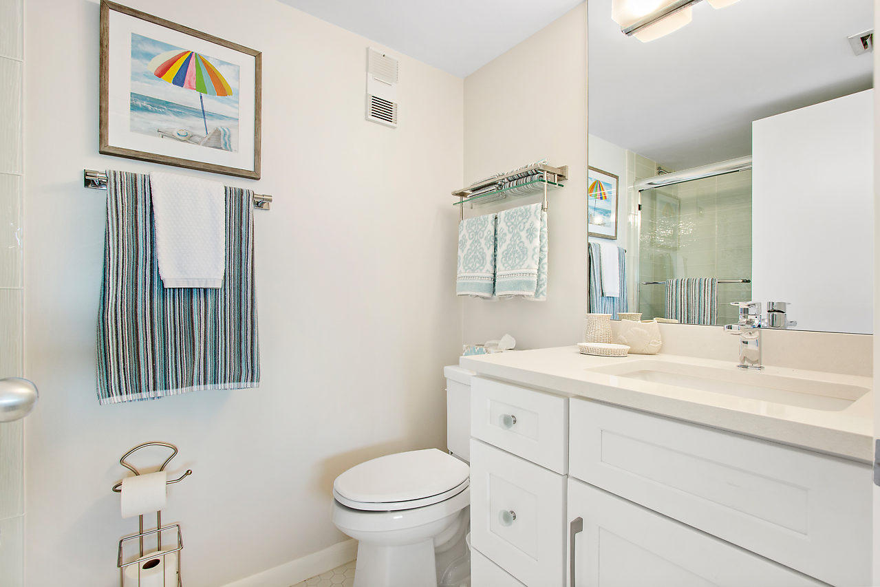 353 Highway 1, Unit B301 Jupiter, FL 33477 - Photo 23 of 58 017-353SUSHighway1-Jupiter-FL-small