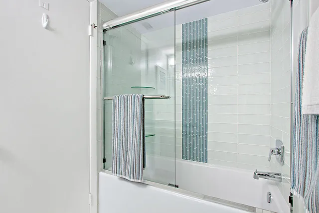 $2,300 | 353 Highway 1, Unit B301, Jupiter, FL 33477