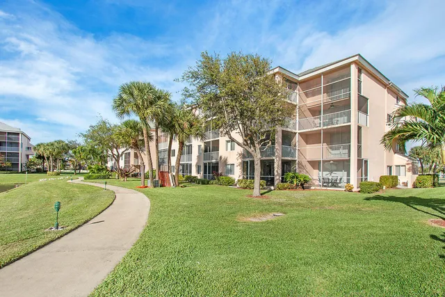 $2,300 | 353 Highway 1, Unit B301, Jupiter, FL 33477