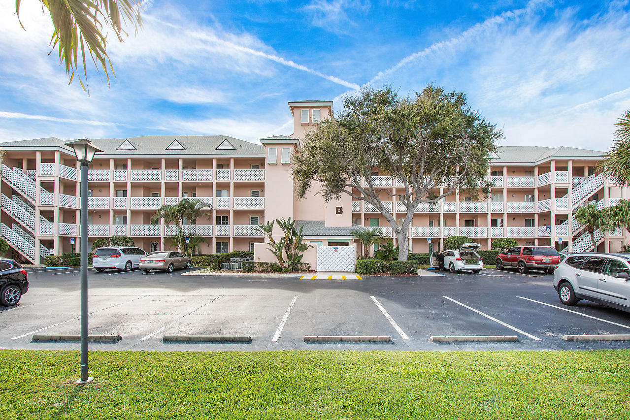 353 Highway 1, Unit B301 Jupiter, FL 33477 - Photo 7 of 58 001-353SUSHighway1-Jupiter-FL-small