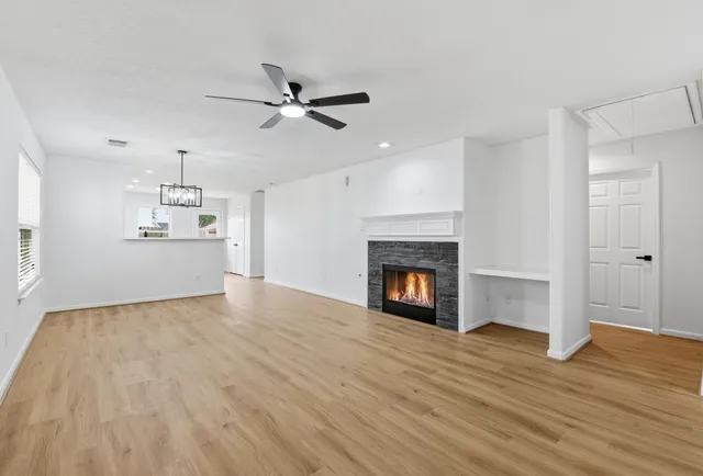 $1,900 | 12831 Regal Oaks Bend Lane, Houston, TX 77047