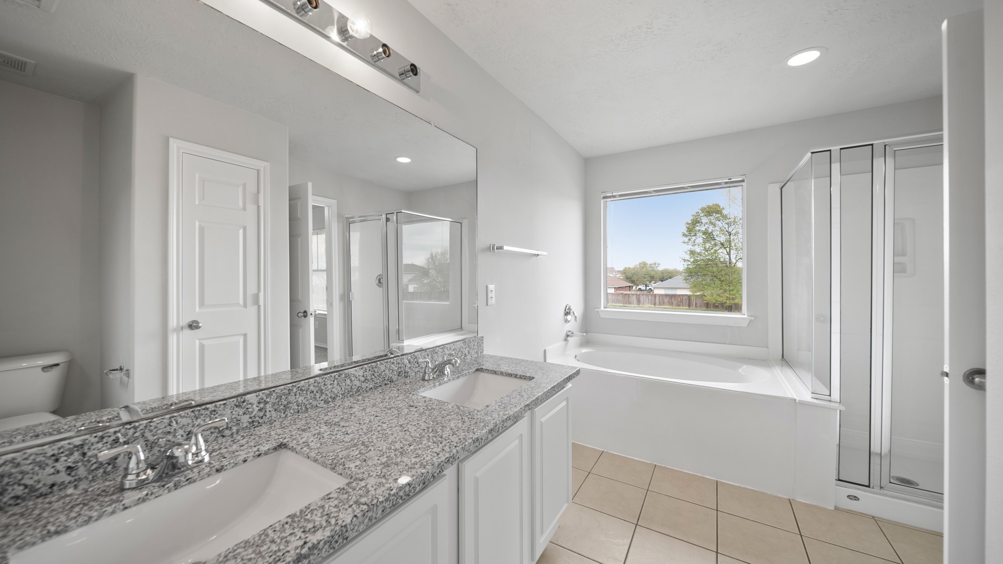 13107 Peppergate Lane Houston, TX 77044 - Photo 9 of 14