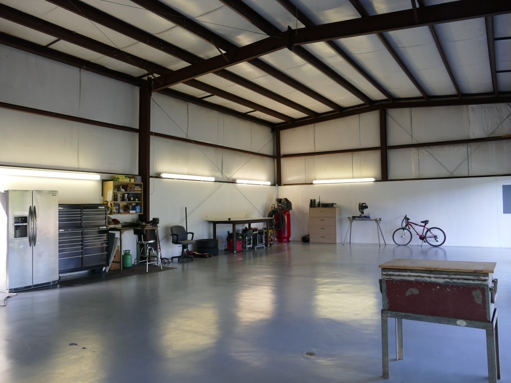 1615 East Wallisville Road Highlands, TX 77562 - Photo 18 of 32 a group of people sitting in a room