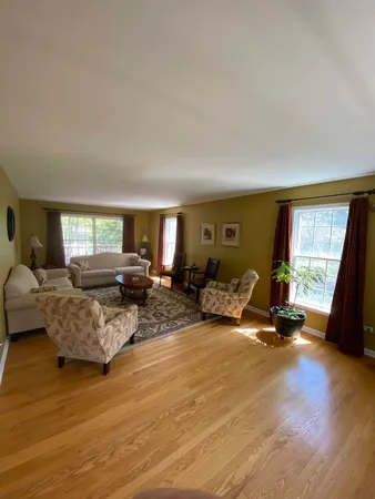 $889,900 | 357 Roberts Road, Inverness, IL 60010