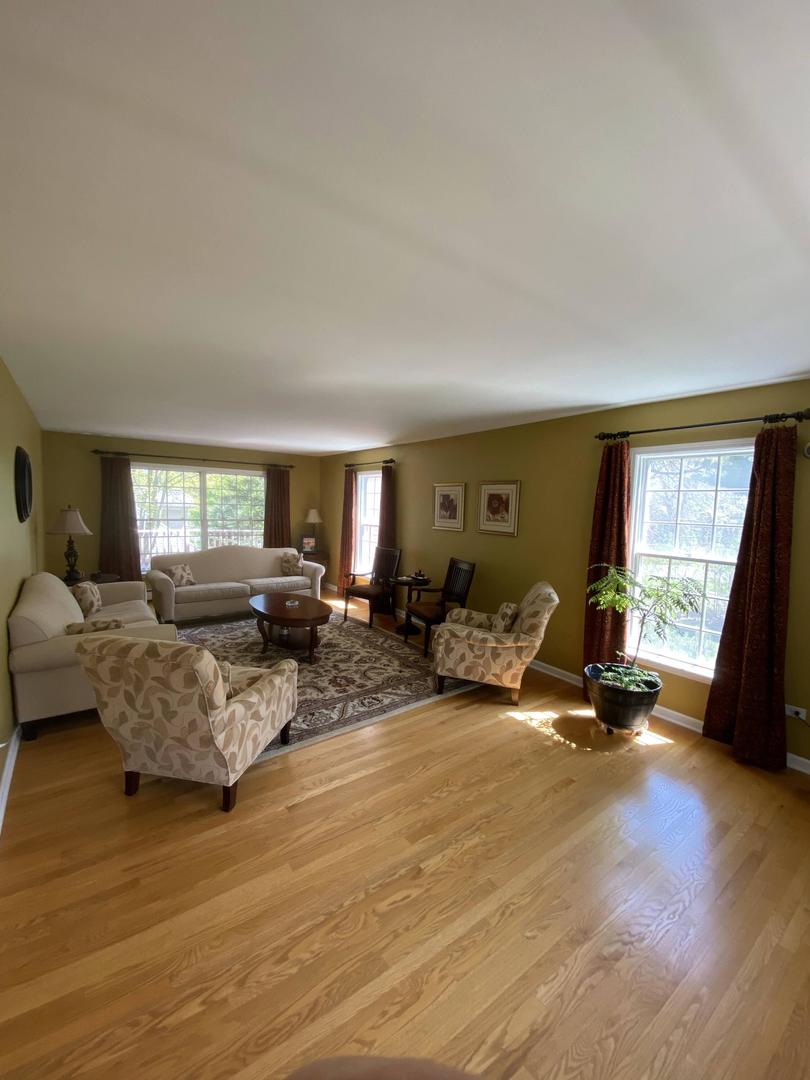357 Roberts Road Inverness, IL 60010 - Photo 3 of 22