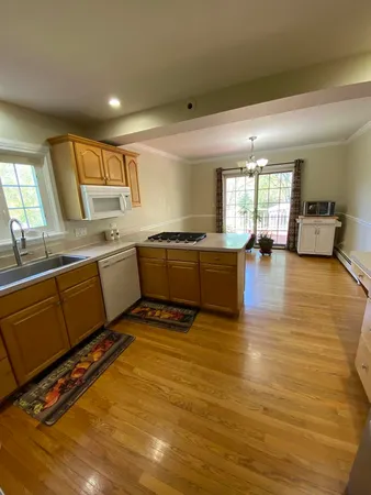 $889,900 | 357 Roberts Road, Inverness, IL 60010