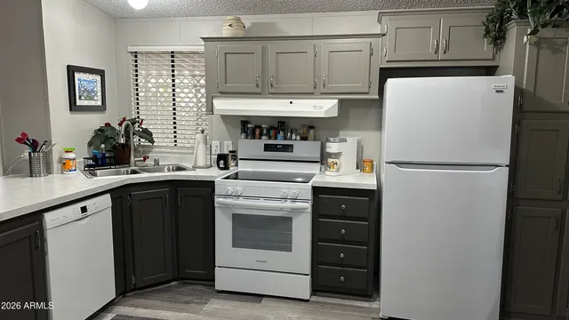 $60,000 | 834 South Meridian Road, Unit 61, Apache Junction, AZ 85120