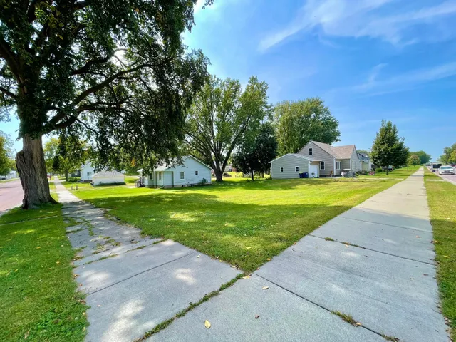 $5,000 | 124 North Park Avenue, Springfield, MN 56087