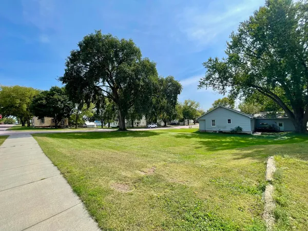 $5,000 | 124 North Park Avenue, Springfield, MN 56087
