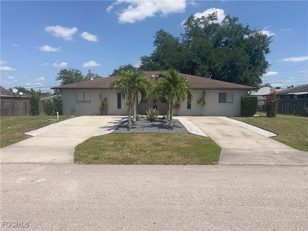 $1,375 | 2258 Iris Way, Fort Myers, FL 33905