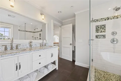 $4,950,000 | 20 Passpataug Avenue, Westerly, RI 02891