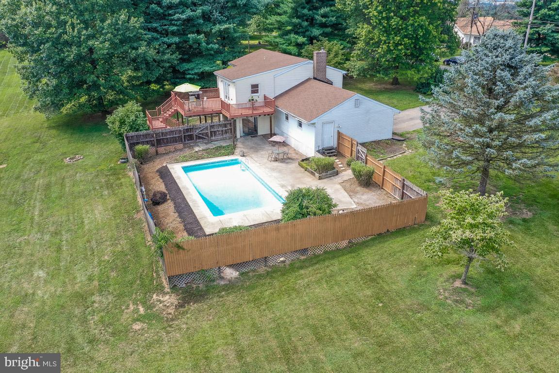 19227 Swinging Bridge Road Boonsboro, MD 21713 - Photo 6 of 24 Gallery Image 6