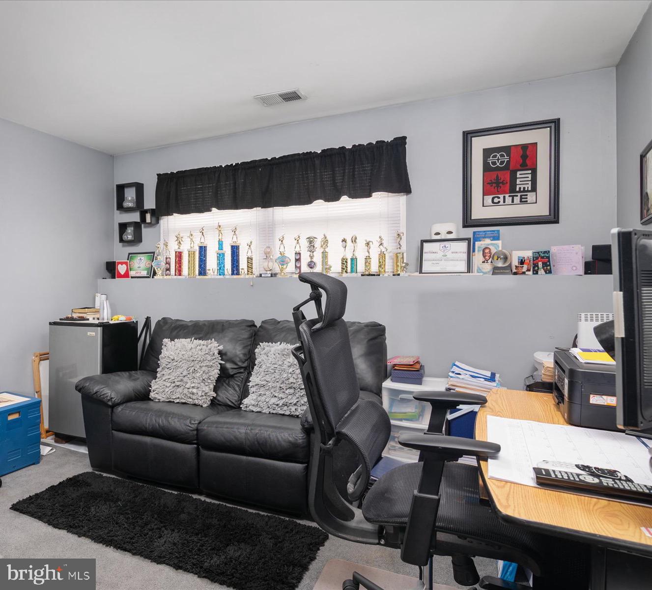 9639 Mendoza Road Randallstown, MD 21133 - Photo 25 of 38