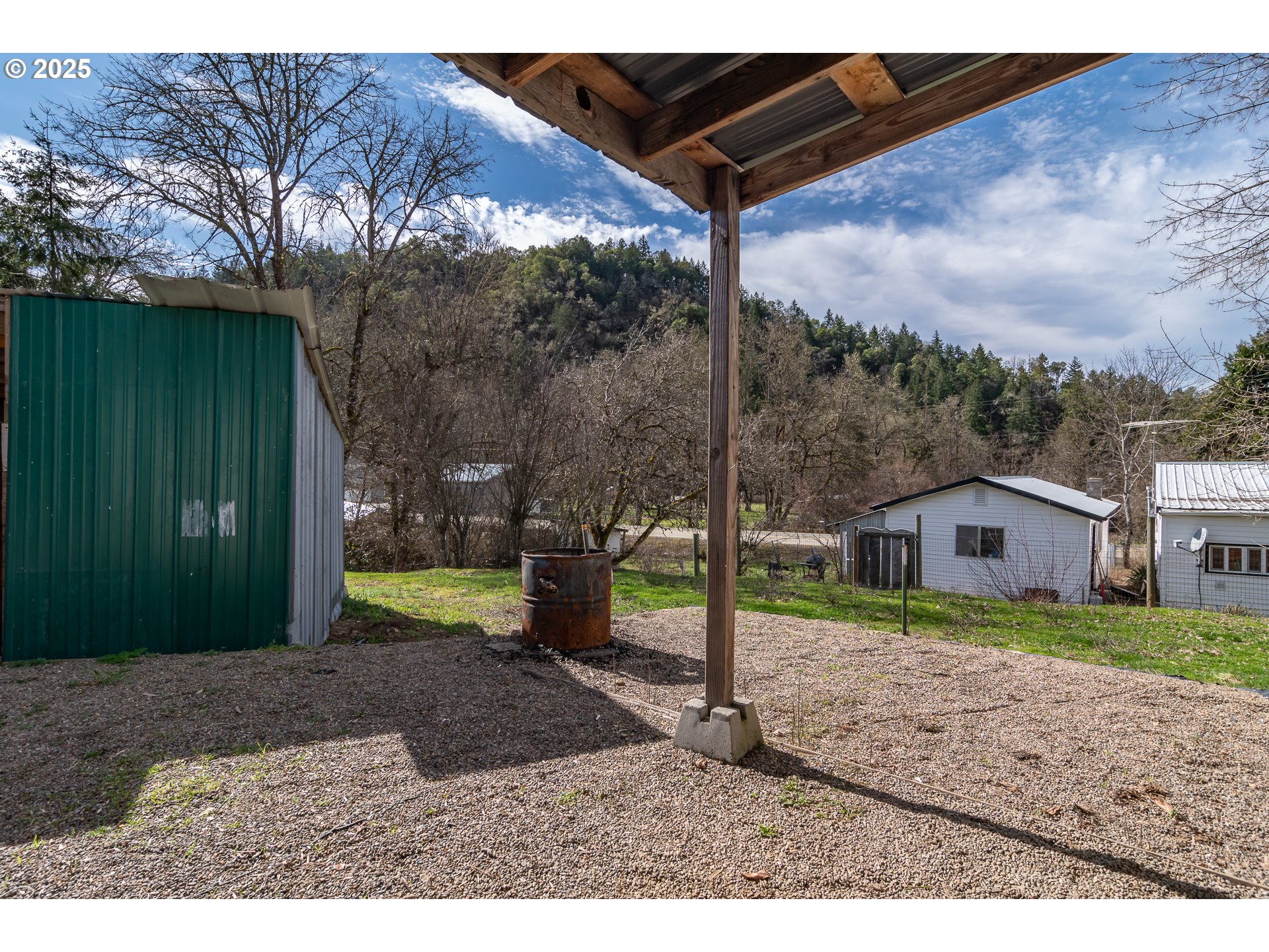 3020 Canyonville-Riddle Road Riddle, OR 97469 - Photo 11 of 32