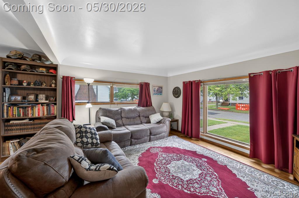 304 West Ridge Street Owosso, MI 48867 - Photo 7 of 45