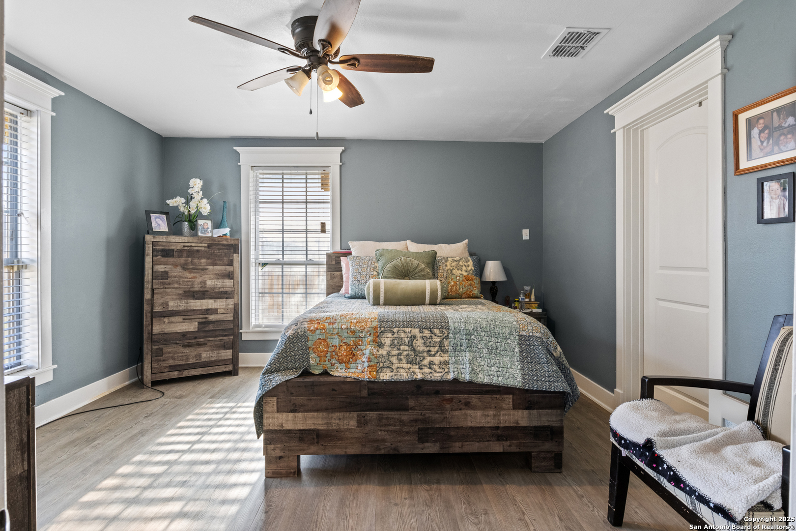 421 East Rio Grande Street Pearsall, TX 78061 - Photo 8 of 18