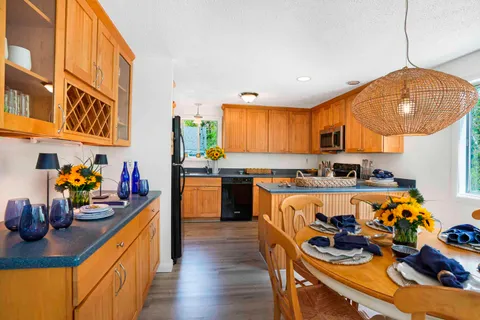 $1,495,000 | 44 Prices Way, Edgartown, MA 02539