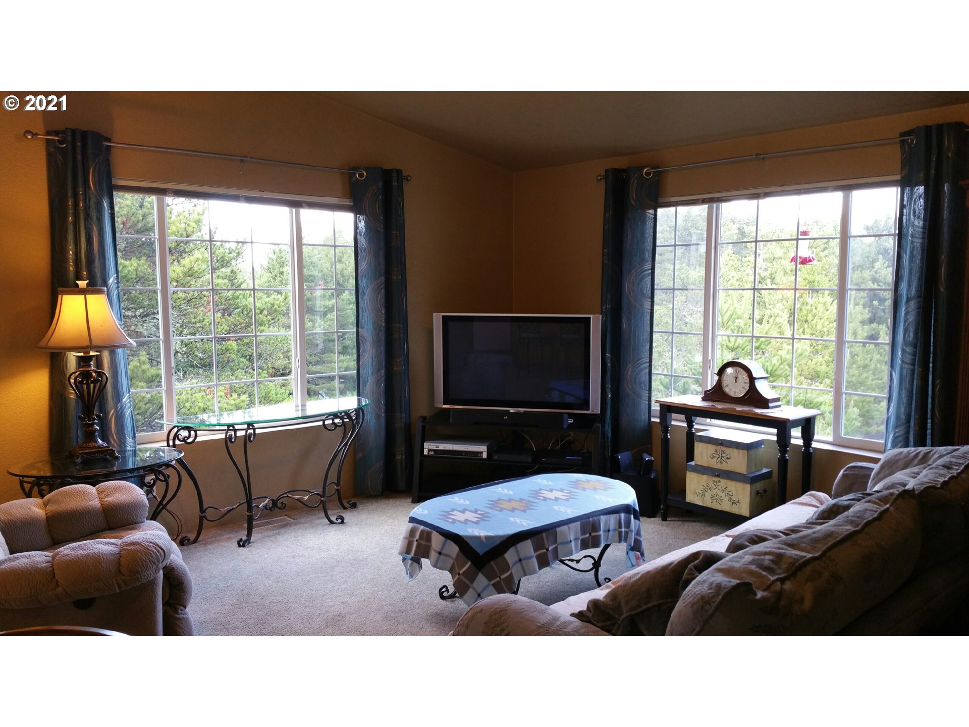 858 Wecoma Loop Florence, OR 97439 - Photo 5 of 13 Gallery Image 5