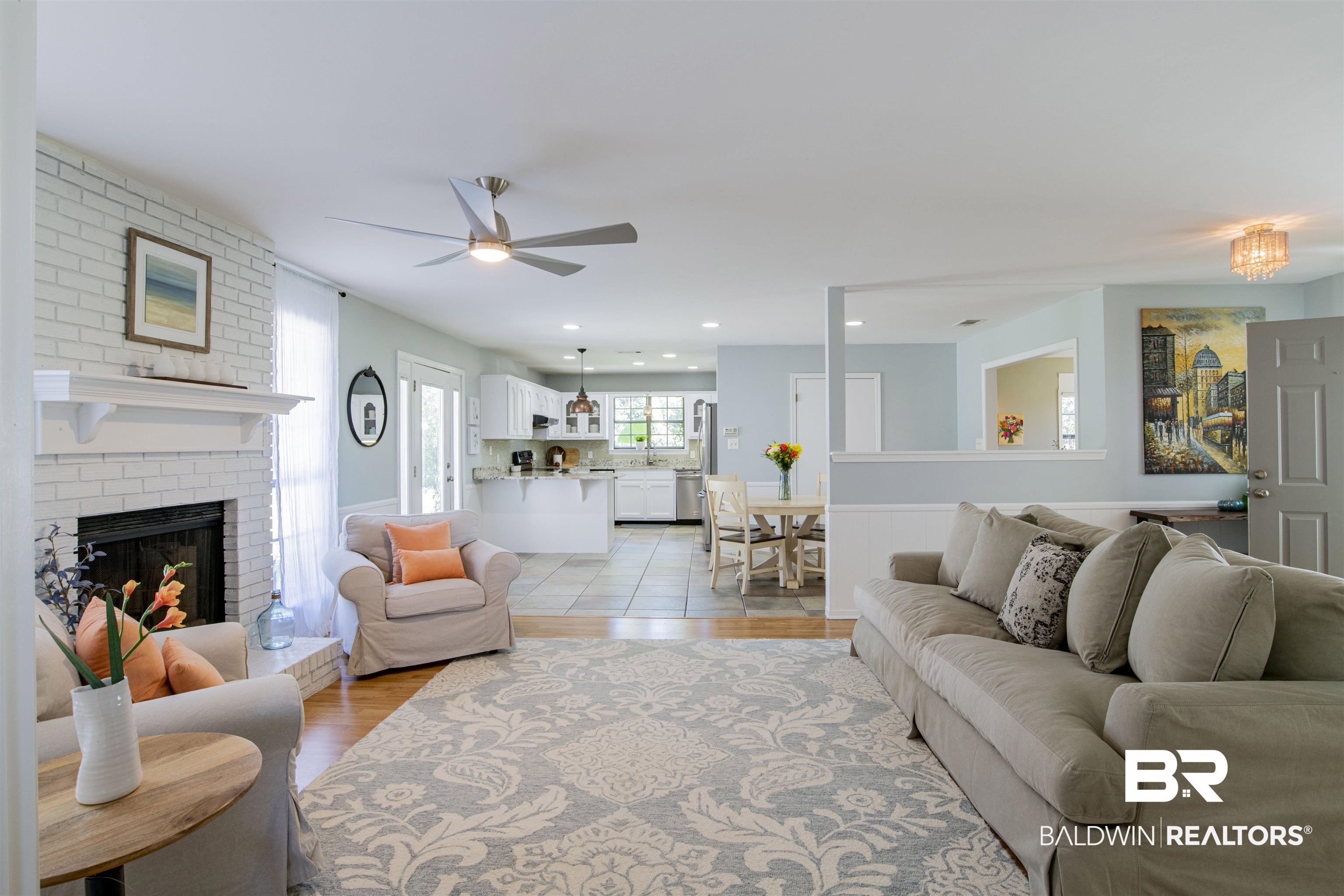 10225 Rebel Road Daphne, AL 36526 - Photo 3 of 43 Family Room