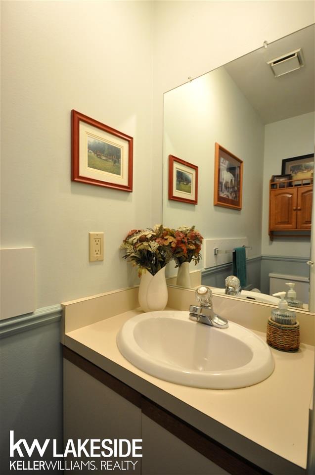 1658 Hillside Lane Rochester Hills, MI 48307 - Photo 12 of 32