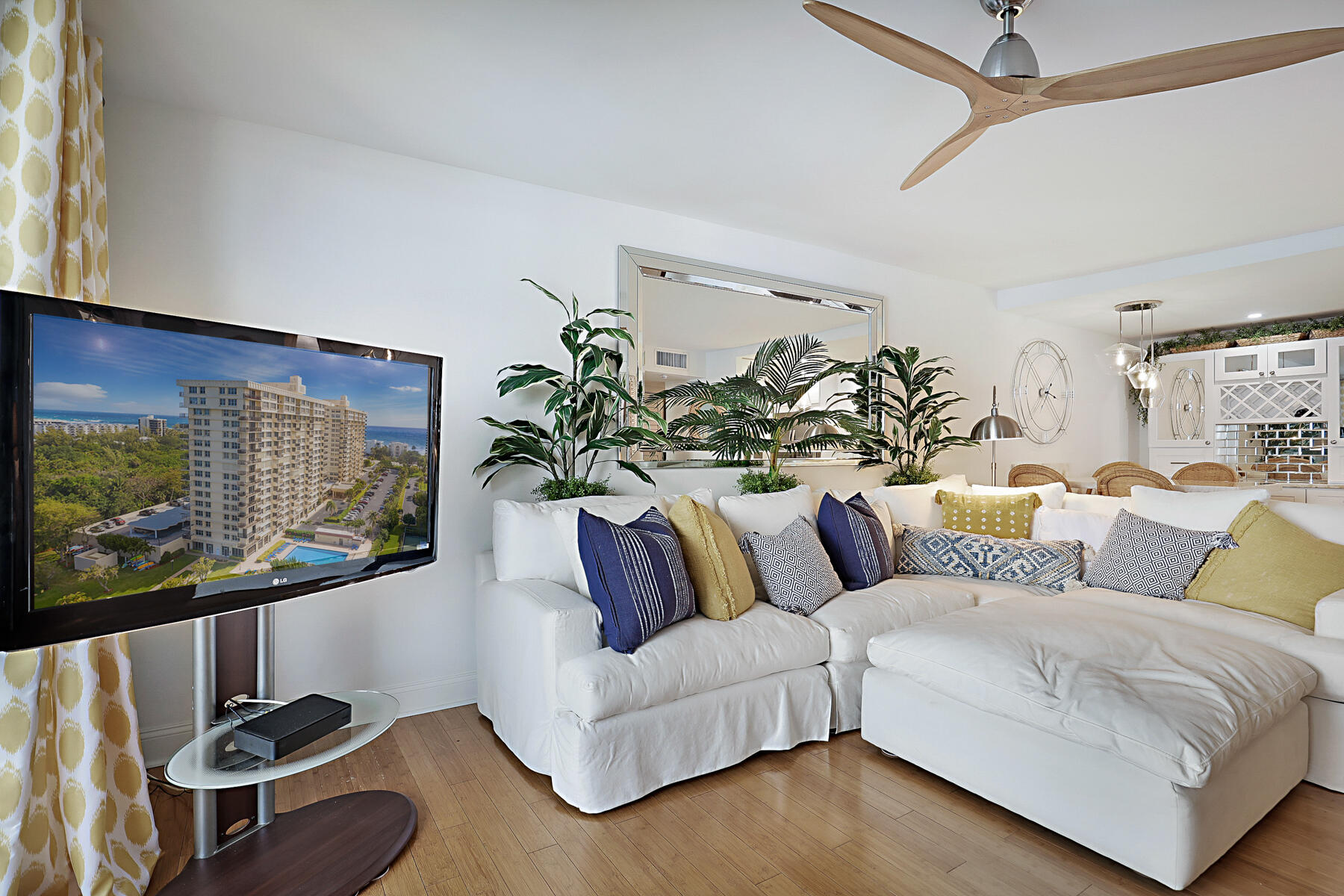 2121 North Ocean Boulevard, Unit 1507W Boca Raton, FL 33431 - Photo 6 of 56 Living space with great views