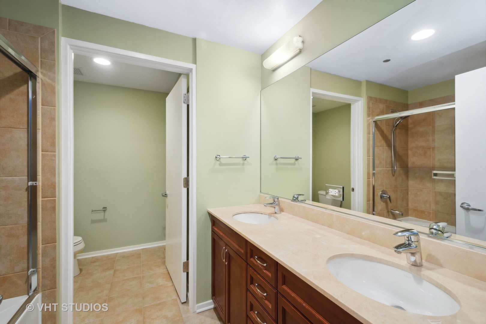 65 East Monroe Street, Unit 4215 Chicago, IL 60603 - Photo 9 of 19