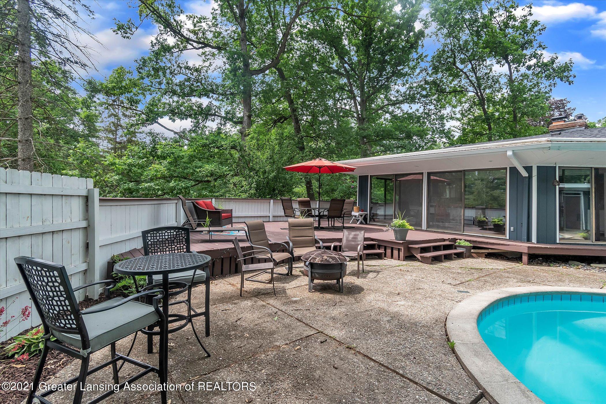 5540 Woodville Road Haslett, MI 48840 - Photo 39 of 43 39-5540 Woodville Rd-WindowStill-Real-Es