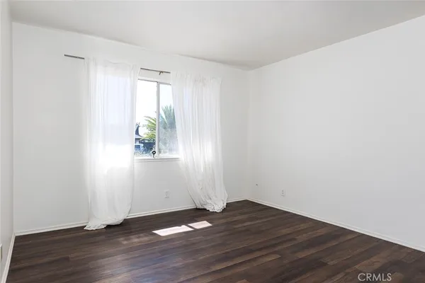 $7,300 | 2015 Parcher Place, Glendale, CA 91206