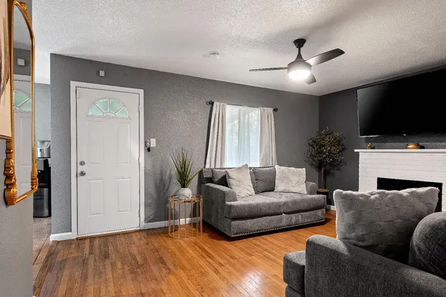 $360,000 | 3720 Lowry Drive, North Highlands, CA 95660