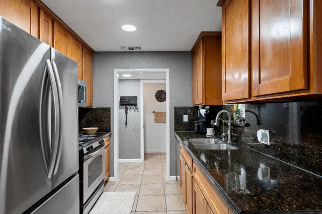 $360,000 | 3720 Lowry Drive, North Highlands, CA 95660