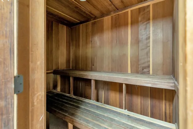 $350,000 | 1009 North Ocean Boulevard, Unit 503, Pompano Beach, FL 33062