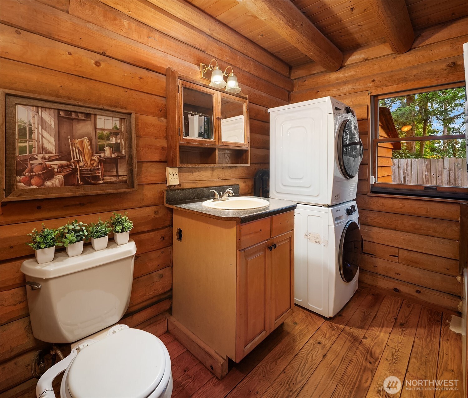 4 East Mountain View Road Camano Island, WA 98282 - Photo 14 of 26 a bathroom with a toilet a sink and bathtub